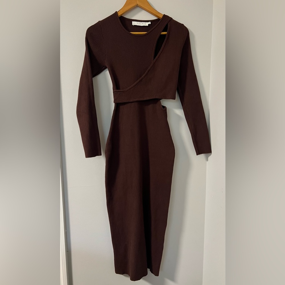 Elegant Brown Long Sleeve Dress